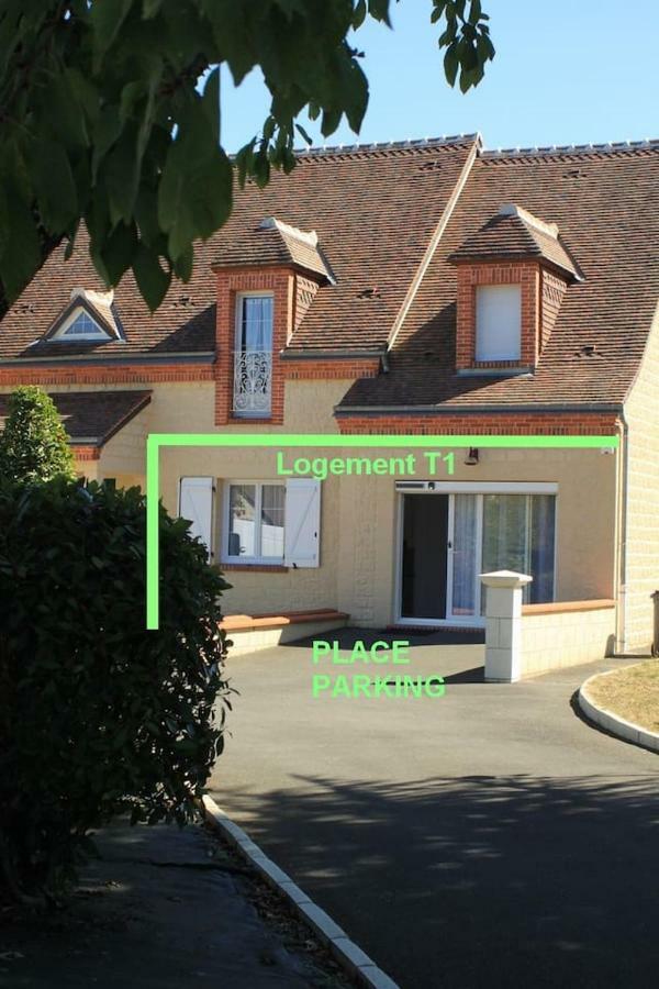 Contres  Logement Entre Chambord Et Le Zoo De Beauval 아파트 외부 사진